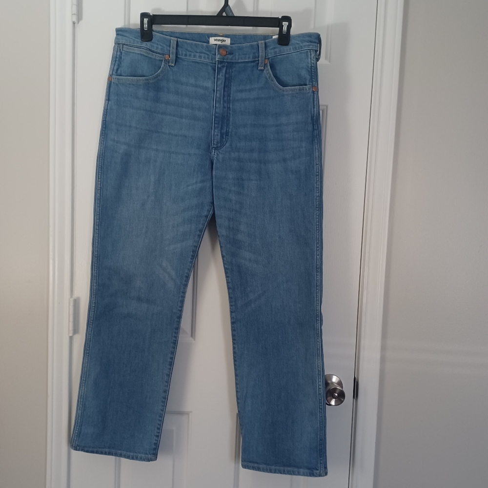 BUCKLE Wrangler Sunset Mid Rise Straight Mens Sz 33X29